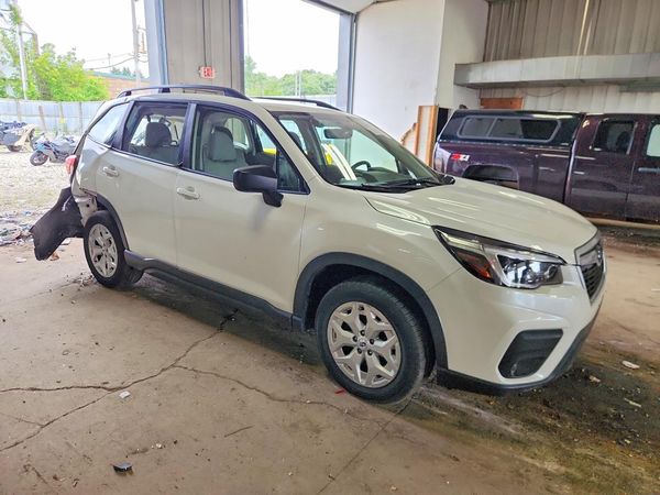 2021 SUBARU FORESTER Base