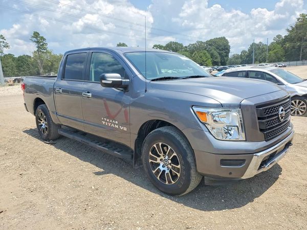 2020 NISSAN TITAN