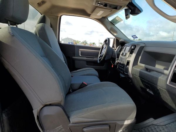 2014 RAM 1500 ST REG CAB 4X2
