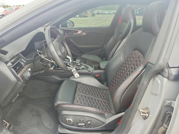 2021 AUDI RS5