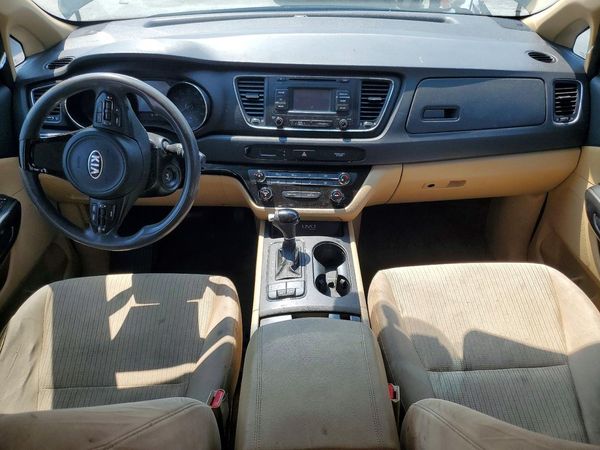 2016 KIA SEDONA