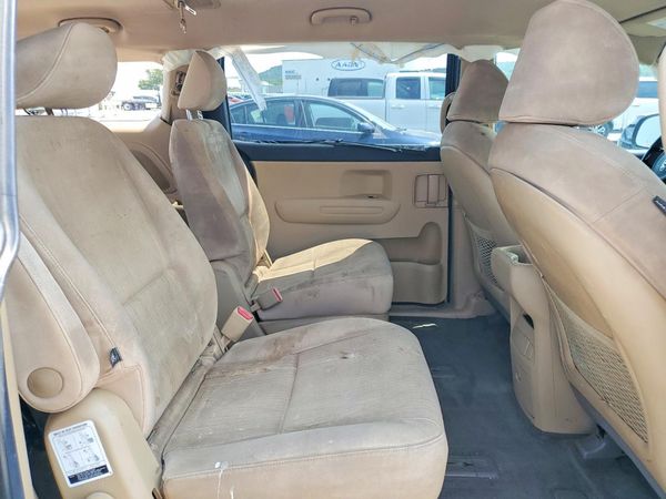 2016 KIA SEDONA