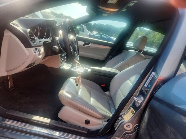 2012 MERCEDES-BENZ C C250