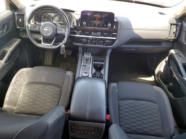 2023 NISSAN PATHFINDER SV