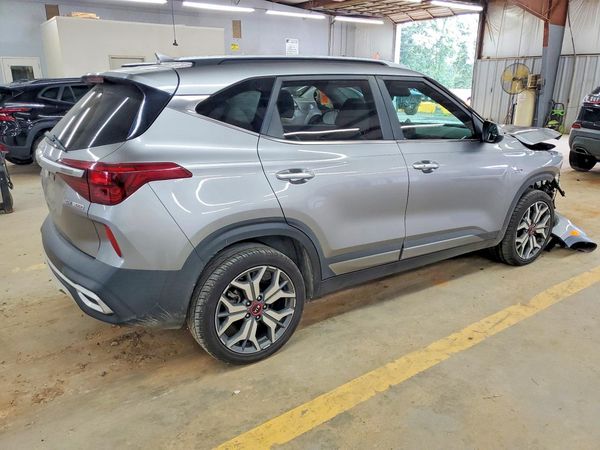2021 KIA SELTOS SX