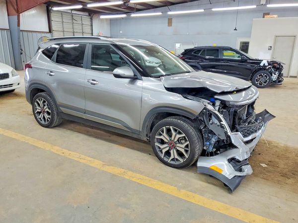2021 KIA SELTOS SX