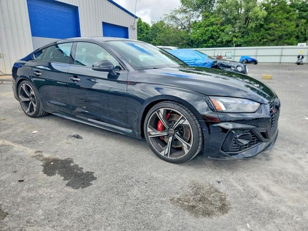 2025 AUDI RS5 quattro