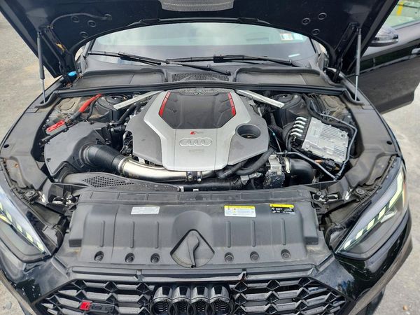 2025 AUDI RS5 quattro