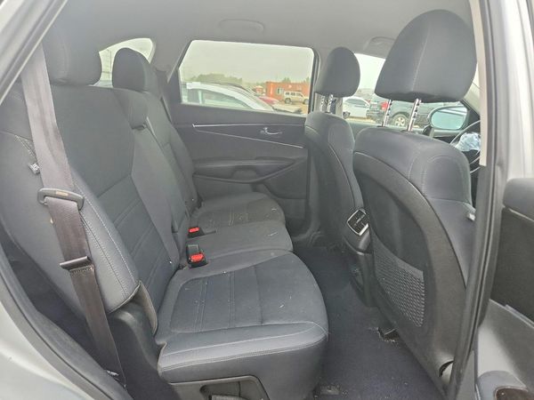 2019 KIA SORENTO L, LX, S