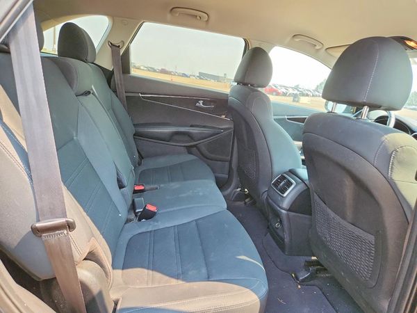 2020 KIA SORENTO L, LX, S