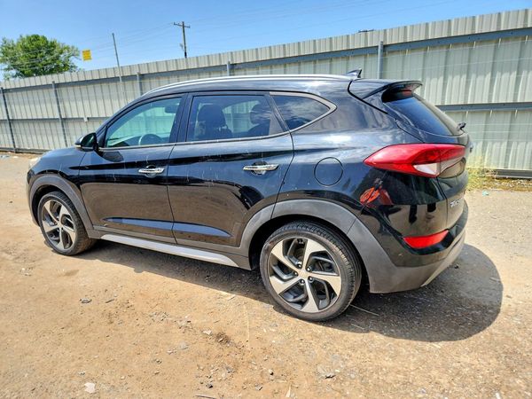 2017 HYUNDAI TUCSON