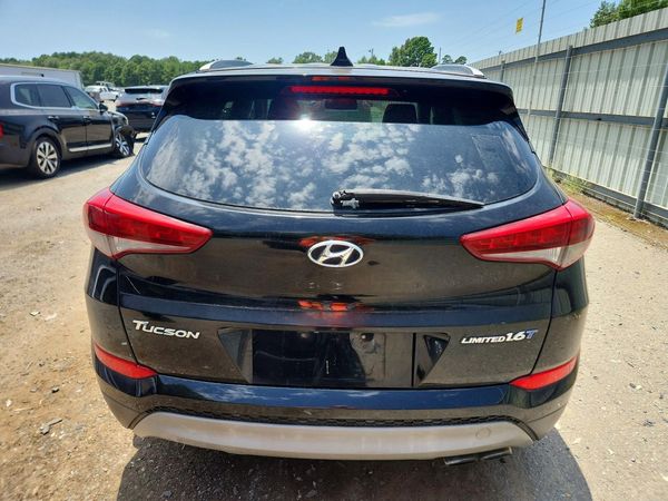 2017 HYUNDAI TUCSON