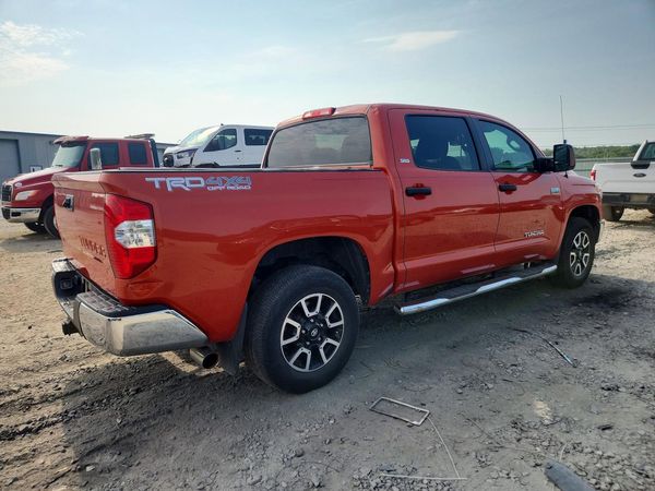2016 TOYOTA TUNDRA