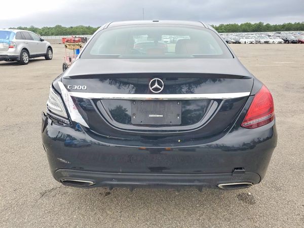 2019 MERCEDES-BENZ C C300