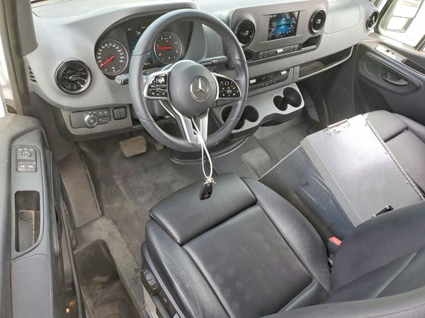 2021 MERCEDES-BENZ SPRINTER 907 (VS30)