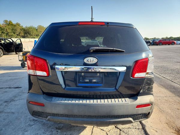 2013 KIA SORENTO Base / LX