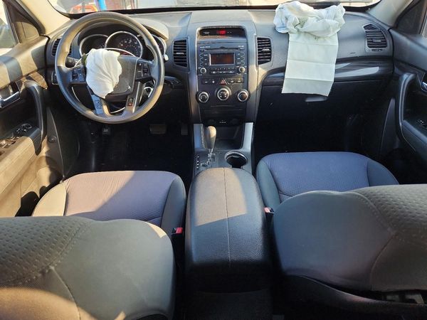 2013 KIA SORENTO Base / LX