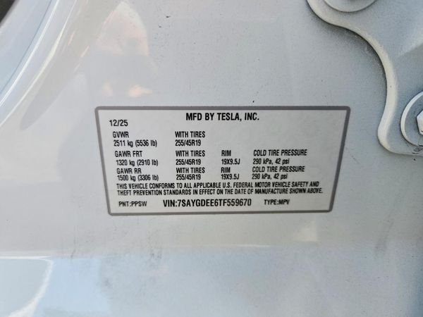 2026 TESLA MODEL Y