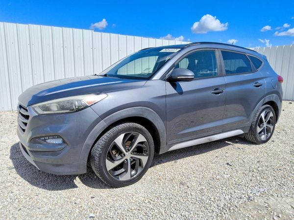 2017 HYUNDAI TUCSON