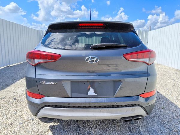 2017 HYUNDAI TUCSON