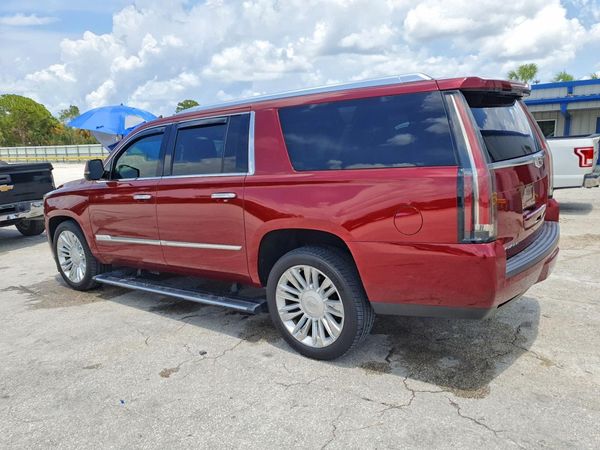 2016 CADILLAC ESCALADE ESV Platinum
