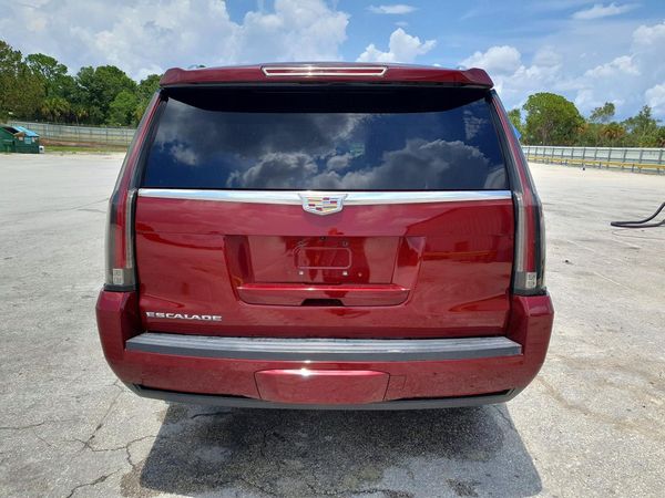 2016 CADILLAC ESCALADE ESV Platinum