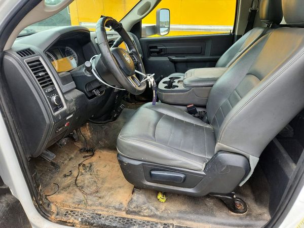 2016 RAM 5500 REG CAB CHASSIS