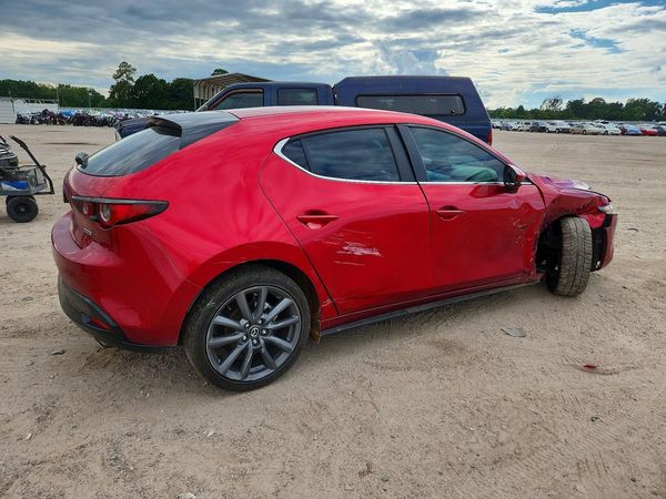 2024 MAZDA 3 Preferred Package