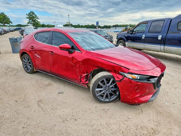 2024 MAZDA 3 Preferred Package