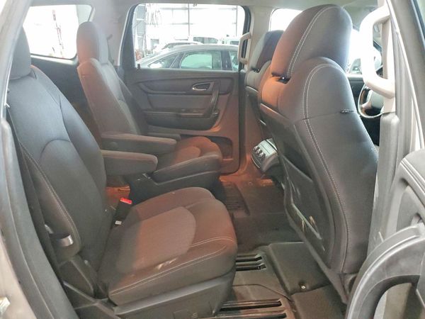 2017 CHEVROLET TRAVERSE 1LT