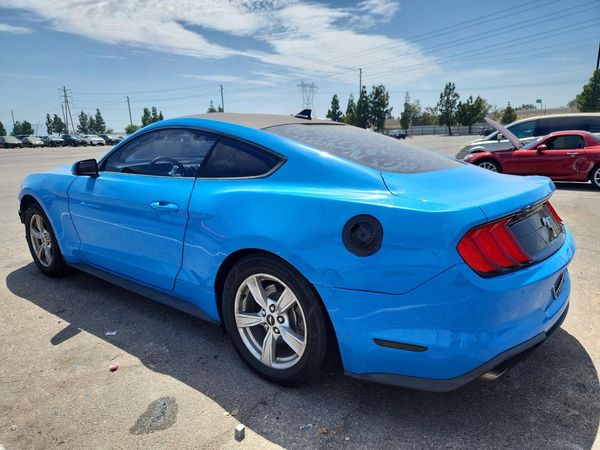 2022 FORD MUSTANG