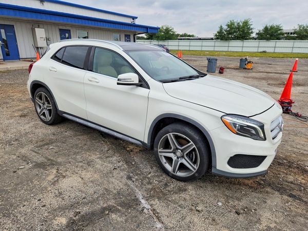 2015 MERCEDES-BENZ GLA GLA250 4-MATIC