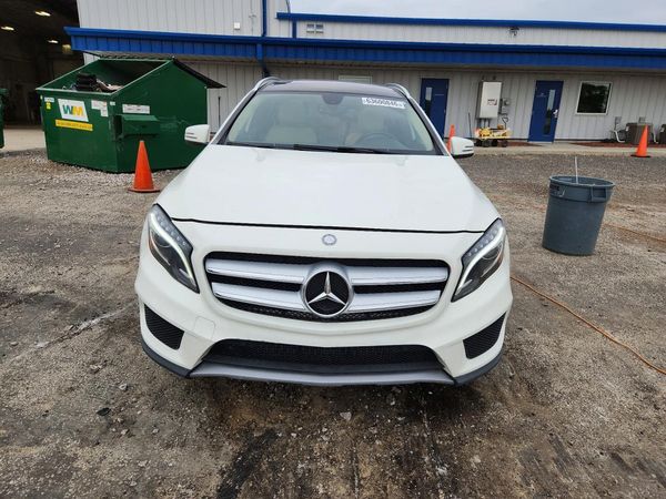 2015 MERCEDES-BENZ GLA GLA250 4-MATIC