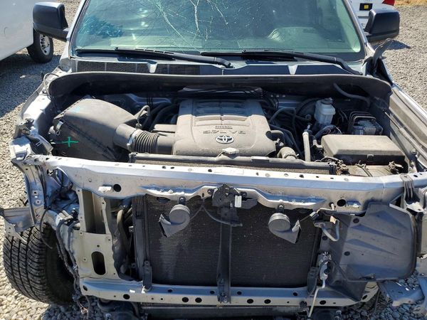 2019 TOYOTA TUNDRA SR5 Grade