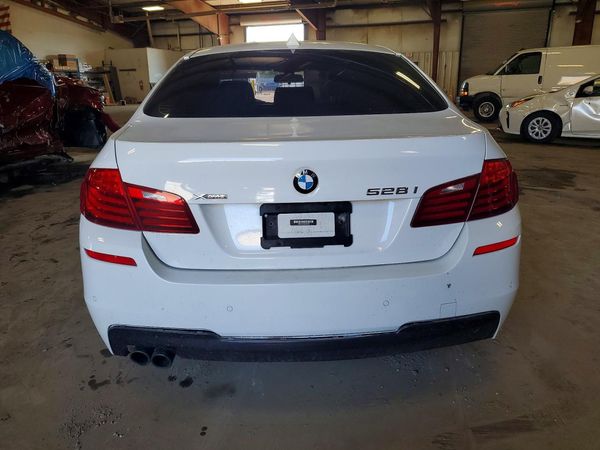 2016 BMW 528 xDrive