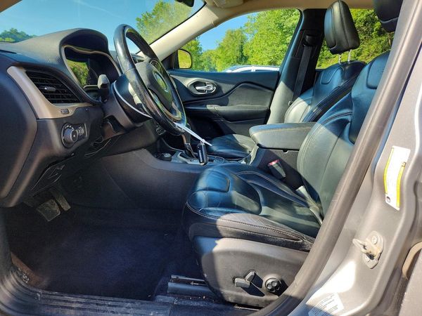 2017 JEEP CHEROKEE