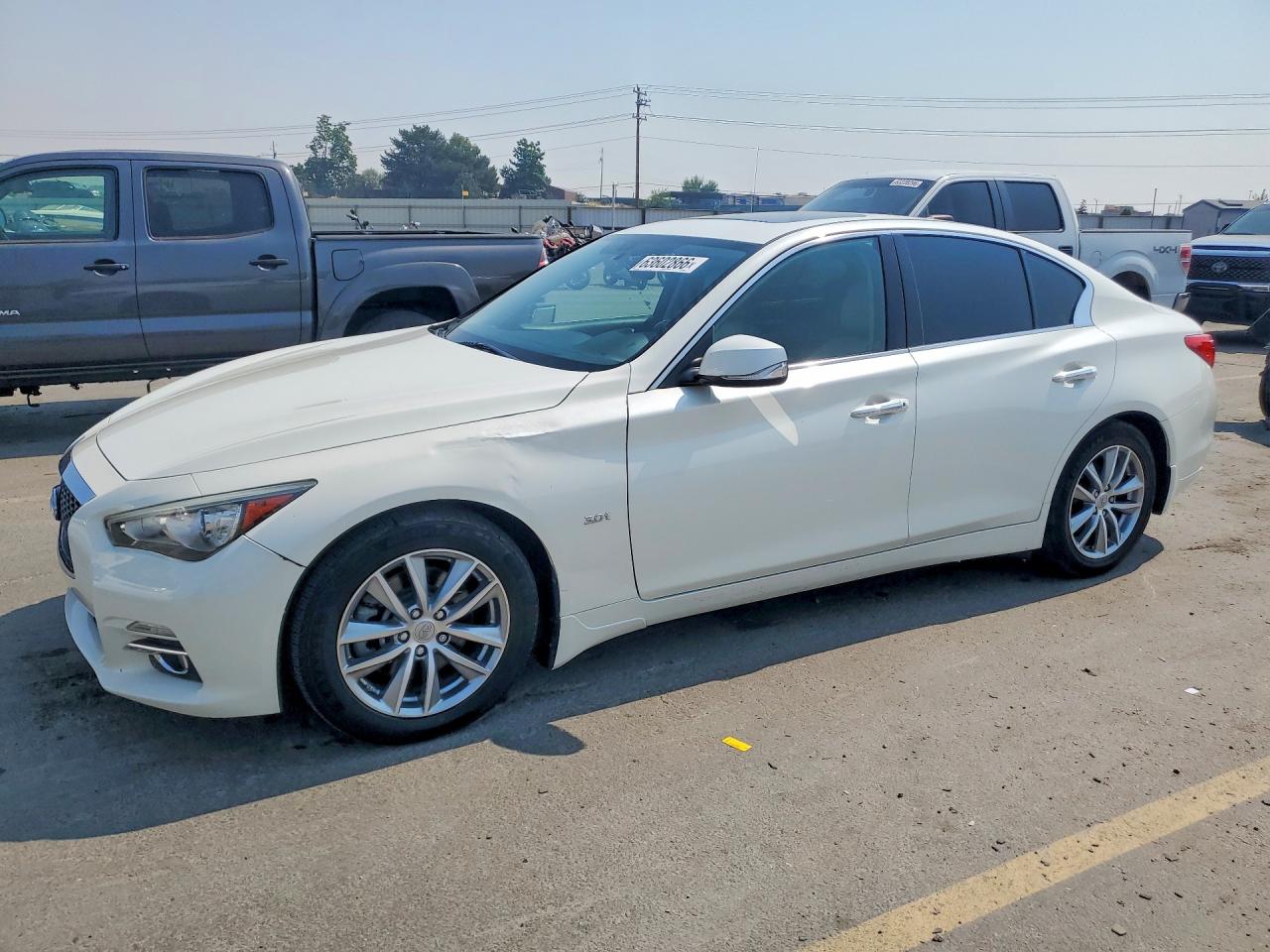 2017 INFINITI Q50