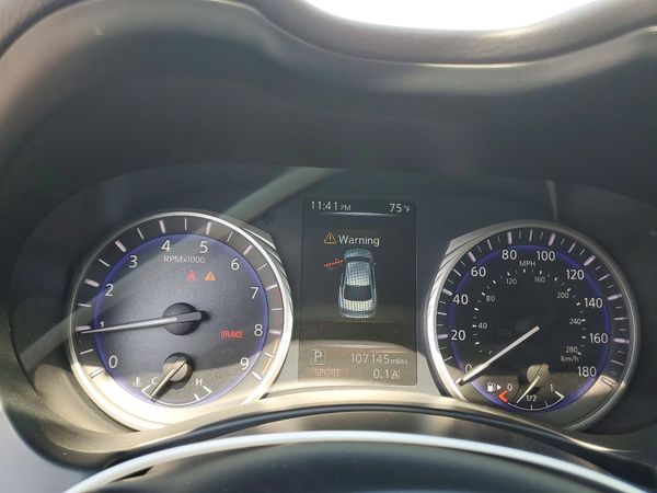 2017 INFINITI Q50