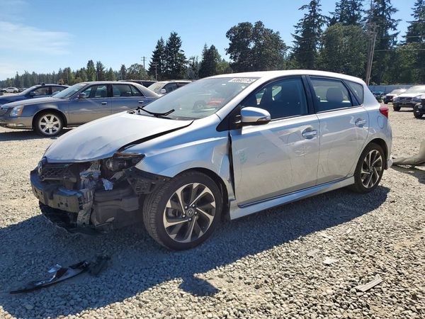 2017 TOYOTA COROLLA — Front 3/4