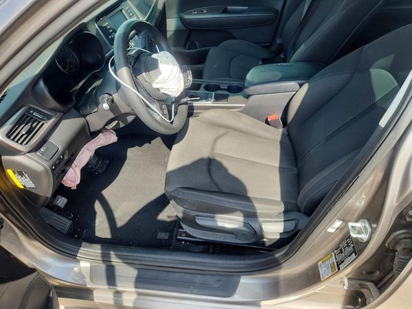 2016 KIA OPTIMA GL