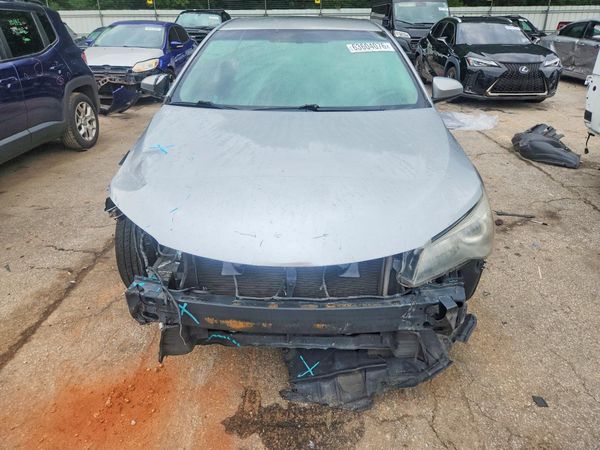 2017 TOYOTA CAMRY