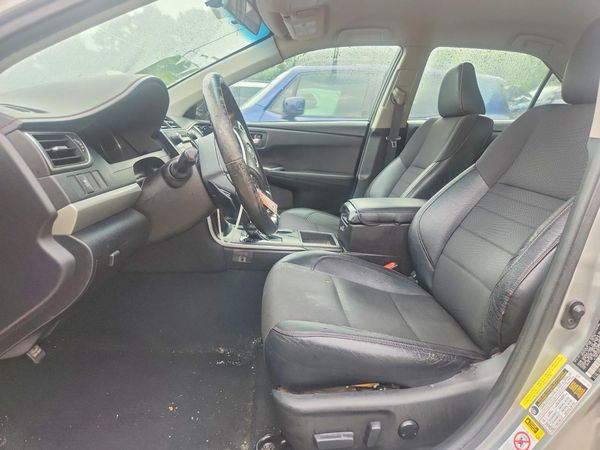 2017 TOYOTA CAMRY