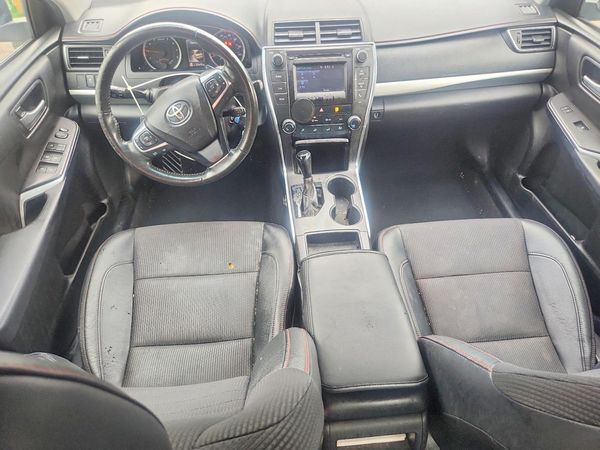 2017 TOYOTA CAMRY
