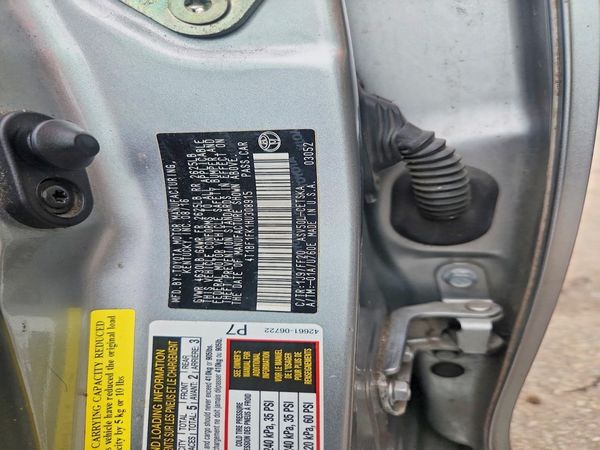 2017 TOYOTA CAMRY