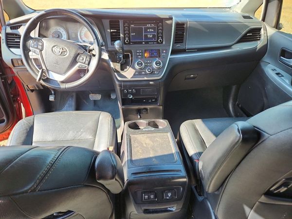 2020 TOYOTA SIENNA S grade