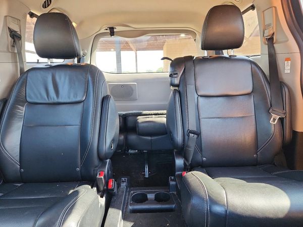 2020 TOYOTA SIENNA S grade