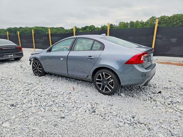 2017 VOLVO S60 Dynamic