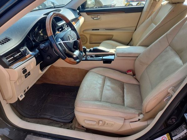 2014 LEXUS ES 300h