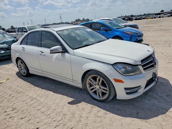 2014 MERCEDES-BENZ C C250