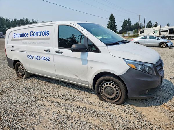 2020 MERCEDES-BENZ METRIS